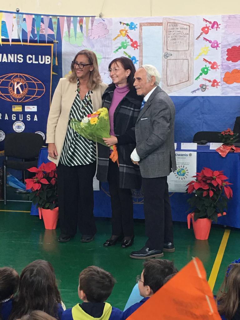 dirigente scolastico, provveditore, presidente del Kiwanis